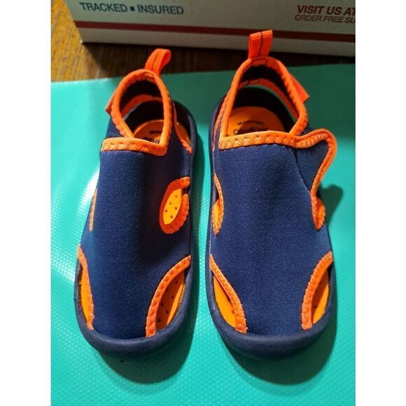 New Unisex 7M Oshkosh B'Gosh Summer Hook and Loop Quick Dry Sandals Water Shoes - Picture 3 of 6